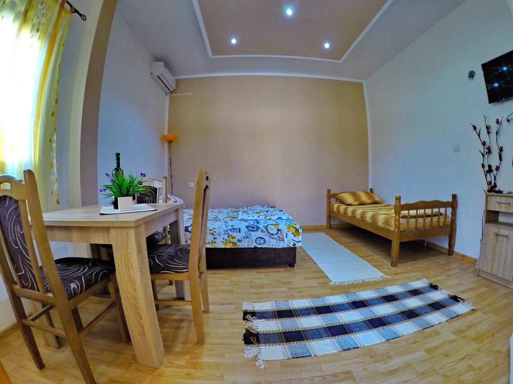 Apartmani Kosjerina Trebinje Extérieur photo