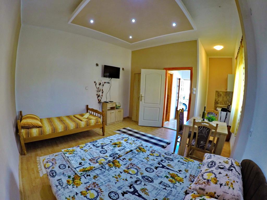 Apartmani Kosjerina Trebinje Extérieur photo