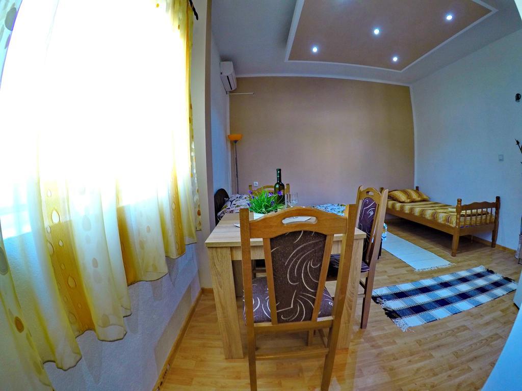 Apartmani Kosjerina Trebinje Extérieur photo